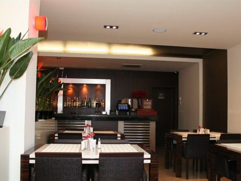酷比克斯酒店 布拉索夫 外观 照片