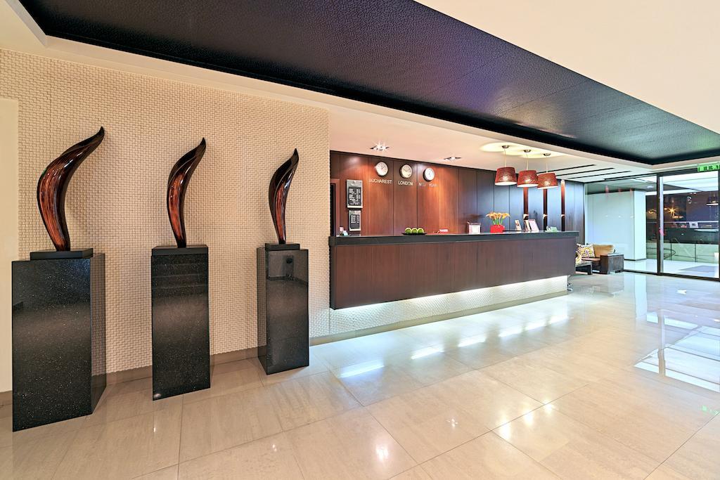 酷比克斯酒店 布拉索夫 外观 照片